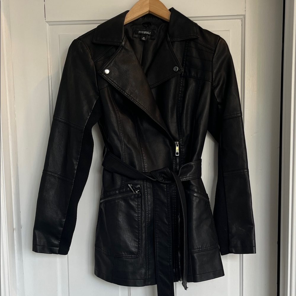 Roz & Ali Women's Black Faux Leather Jacket